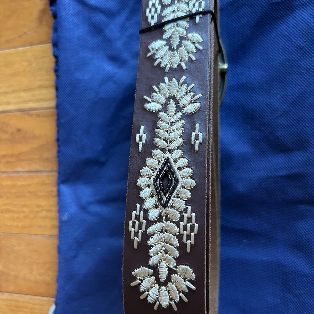 Lucky Brand Brown Leather Belt with Ivory Embroidered Floral Motif - Picture 5 of 9